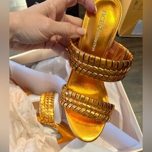 BCBG generation Jendi heels